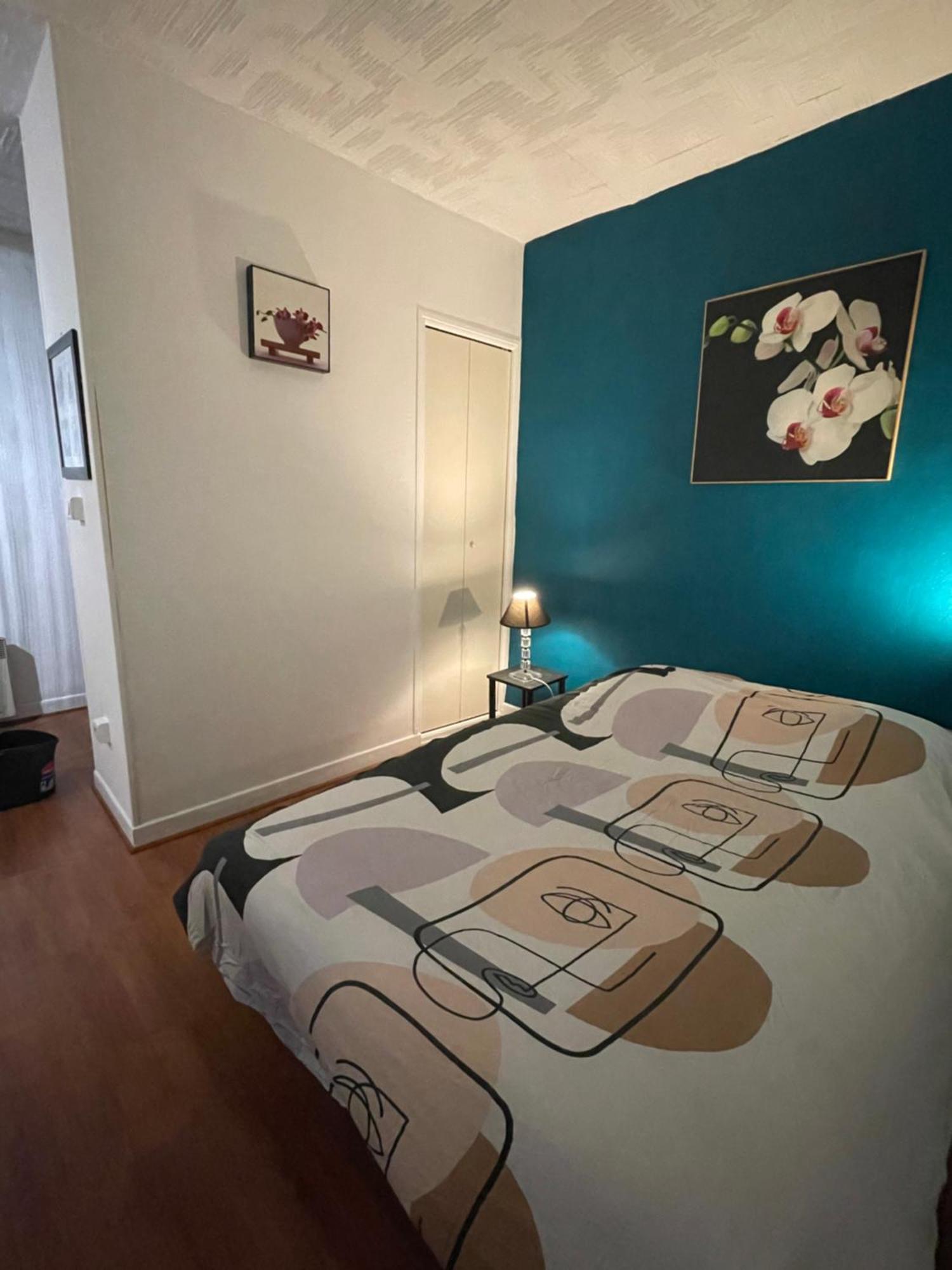 Studio N•4 En Plein Coeur De La Ville Thermal Bagneres-de-Bigorre Bagian luar foto